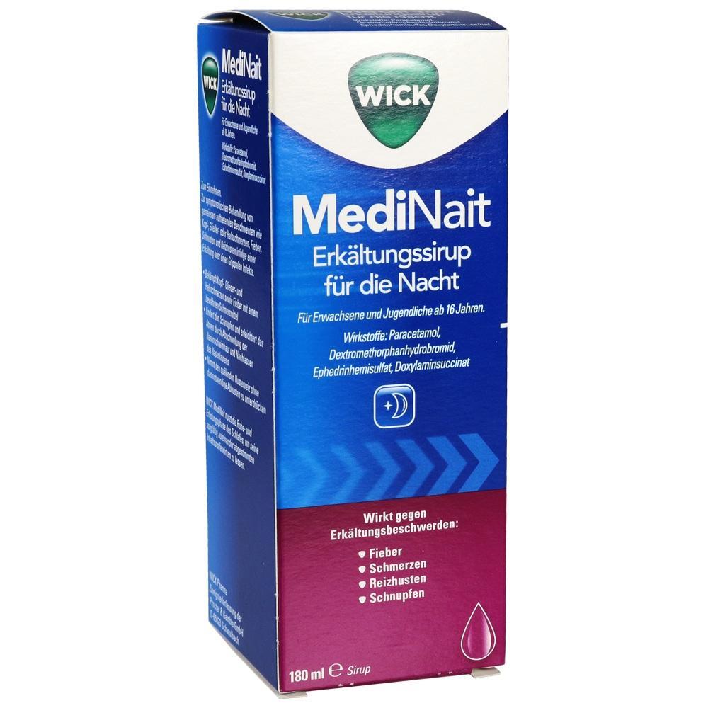 Blaue Verpackung von MediNait-Erkältungssirup für die Nacht gegen Erkältungssymptome.