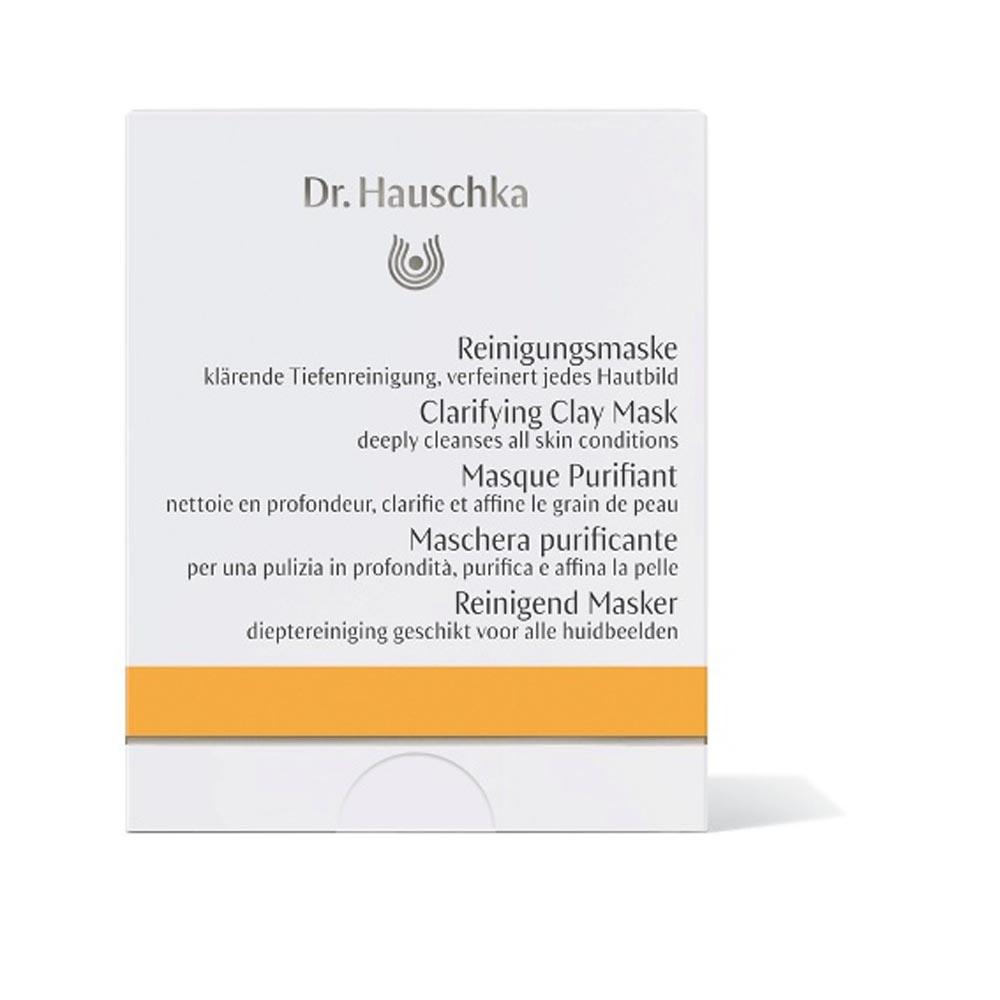 Eine Schachtel mit einer Reinigungsmaske von Dr. Hauschka.